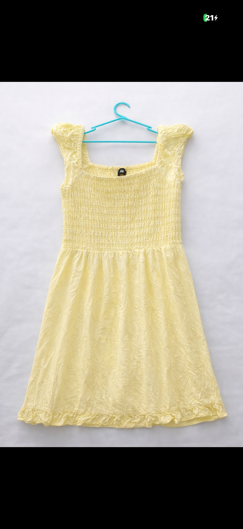 Women’s dresses & crop top